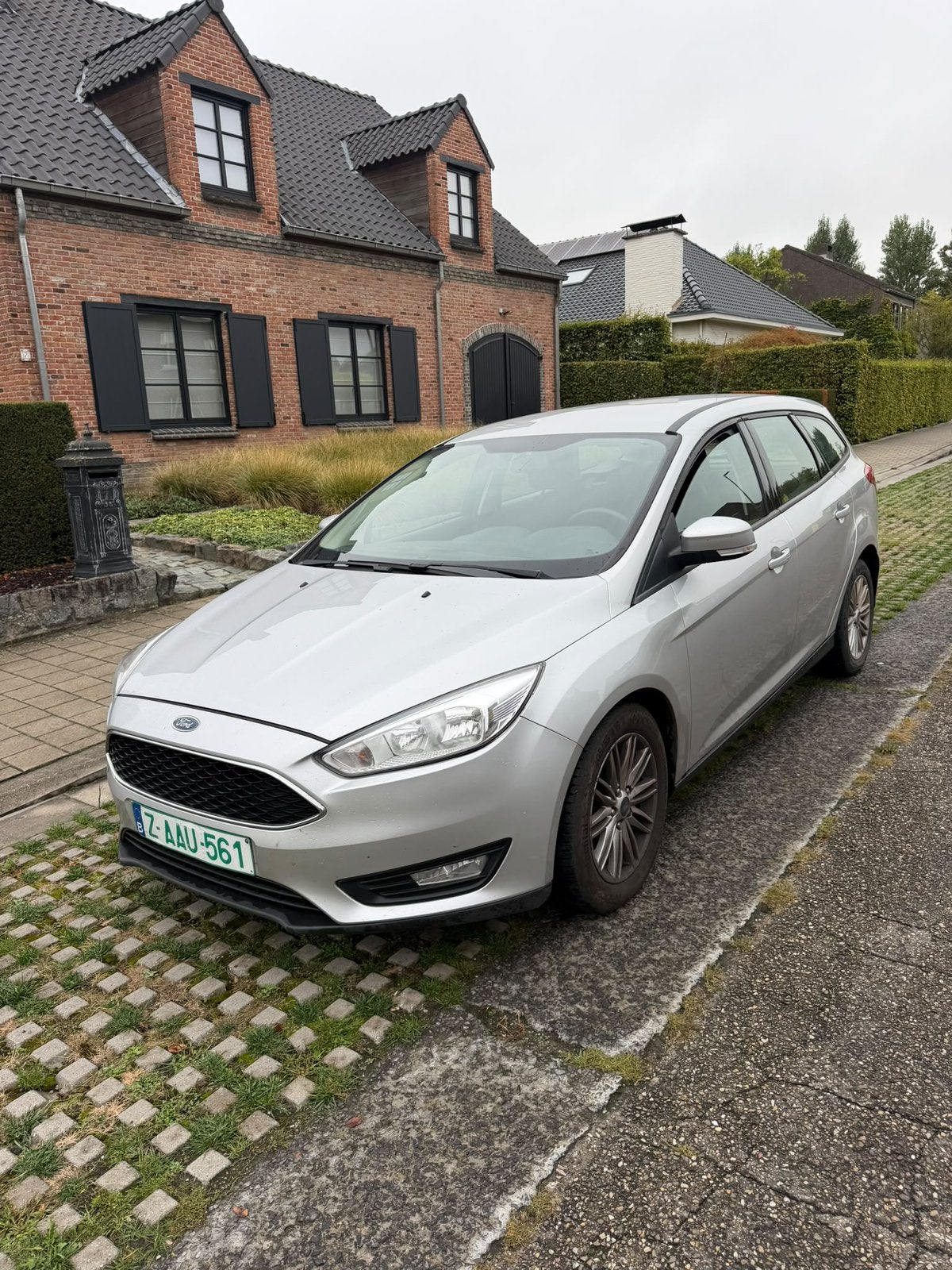 Ford Focus stationwagen 1.0 ecoboost 2016 met keuring!, Auto's, Focus, Dealer onderhouden, 109 g/km, Bedrijf