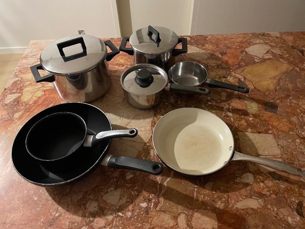 Kookpotten, wok, steelpannetjes, pan, Enlèvement, Utilisé, Ensemble de casseroles