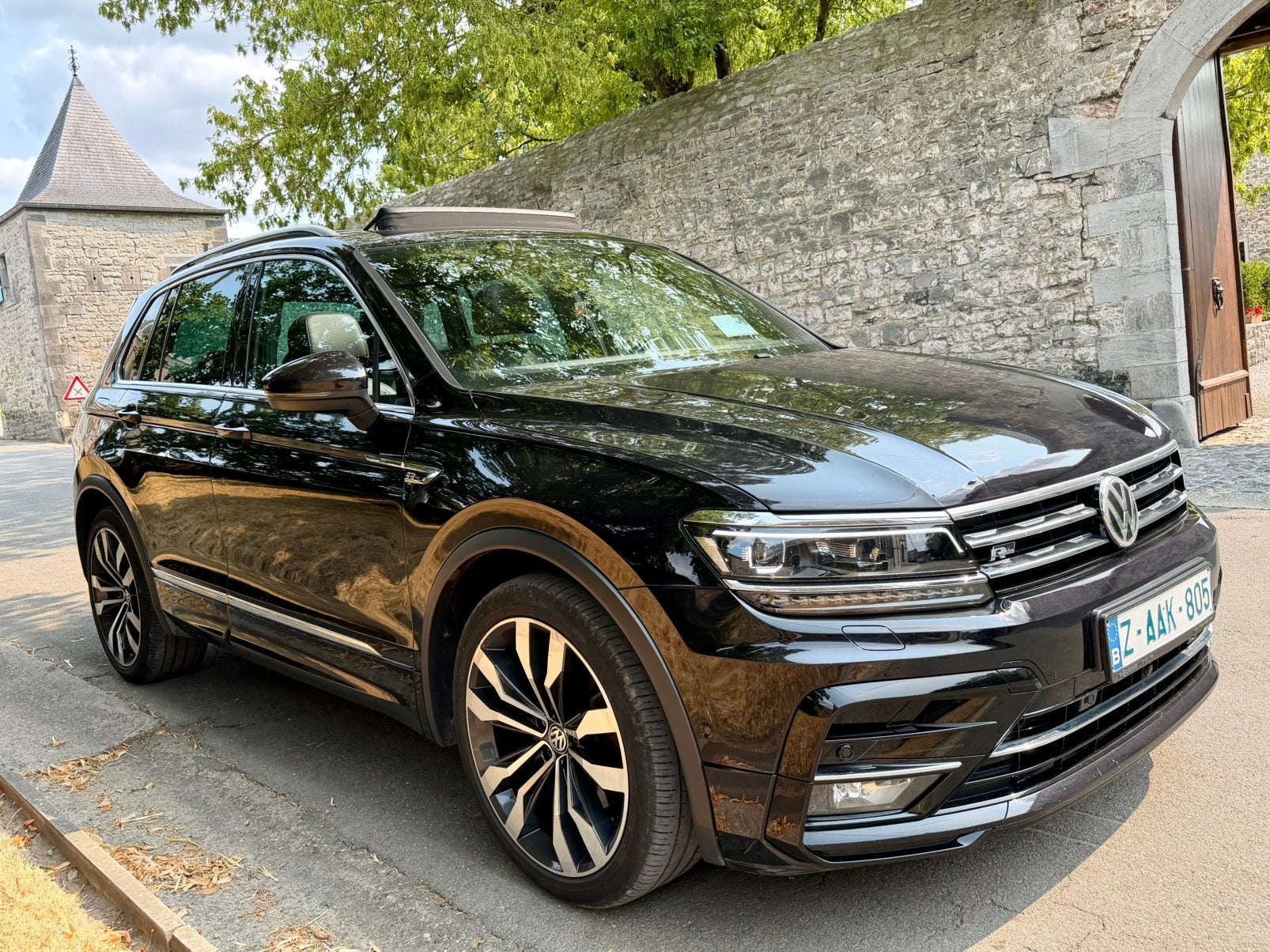 Volkswagen Tiguan R-Line 2.0 TDI 190 ch DSG 4Motion, Auto's, Automaat, 4 cilinders, Zwart, Leder