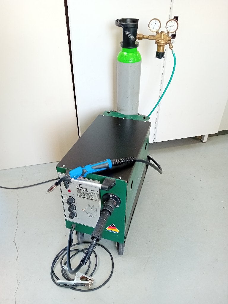 Hekwerk en autoplaatwerk lassen b.v. D+L Kompakt Mig Mag 152, Enlèvement, Comme neuf, Fer
