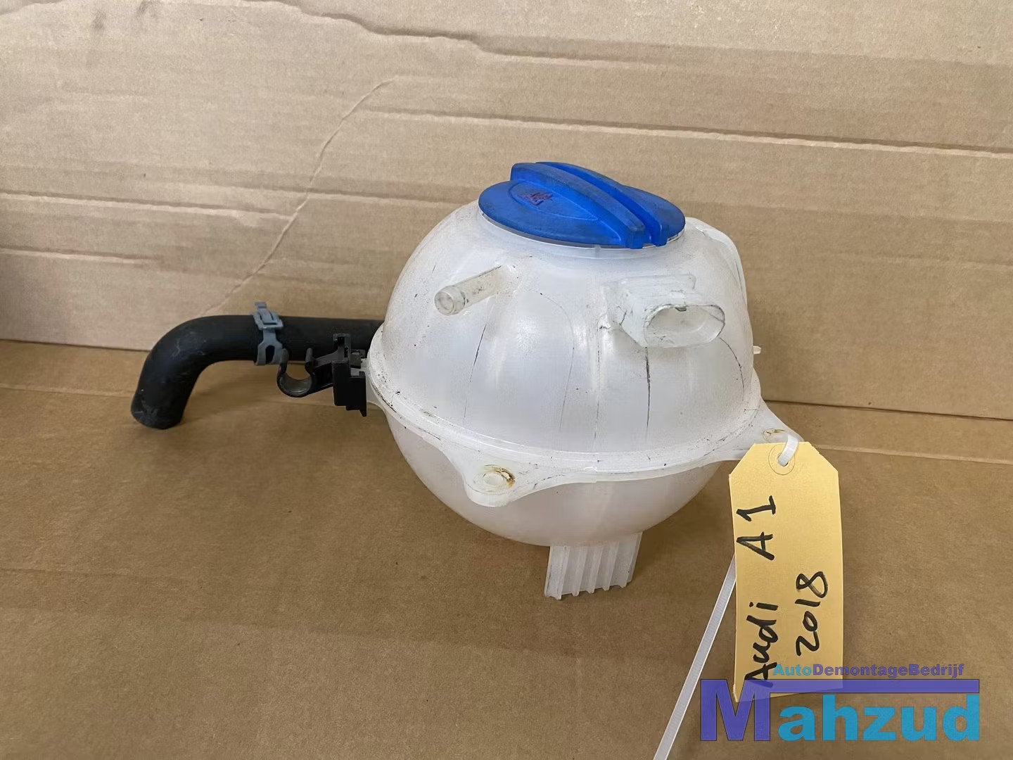 AUDI A1 Koelvloeistof reservoir expansievat 2011-2018, Auto-onderdelen, Gebruikt, AUDI AG, Auto-Union-Strasse 1
85045  Ingolstadt, DE