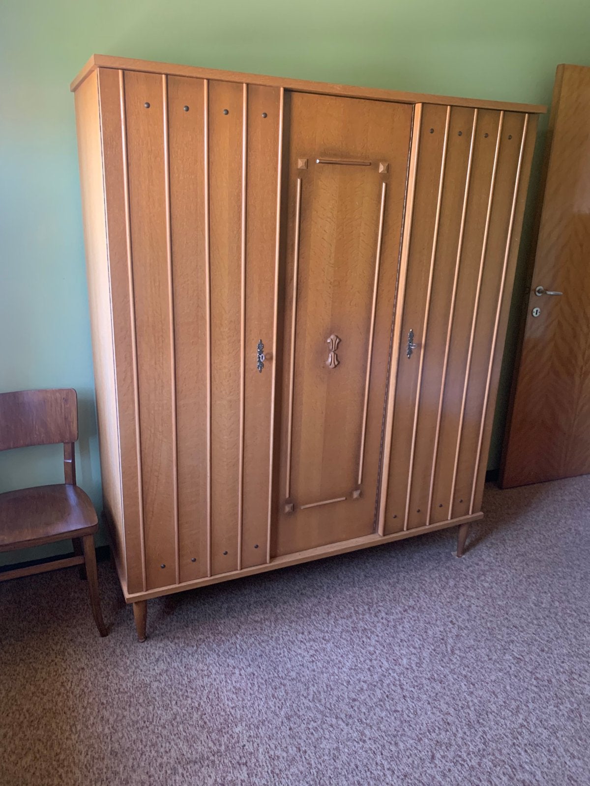 Kleerkast vintage, Huis en Inrichting, Ophalen, Zo goed als nieuw