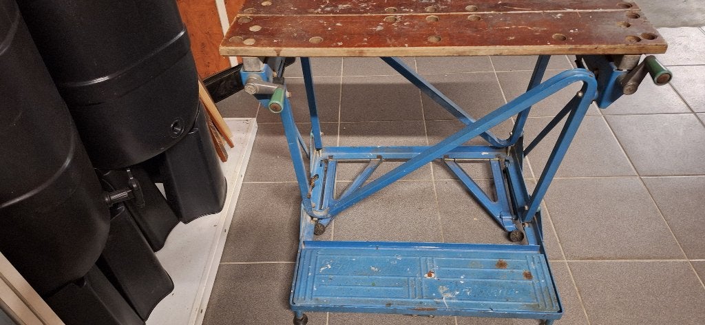 WERKBANK, af te halen te Mortsel met cash van 25 euro, Doe-het-zelf en Bouw, Ophalen, Gebruikt, Inklapbaar