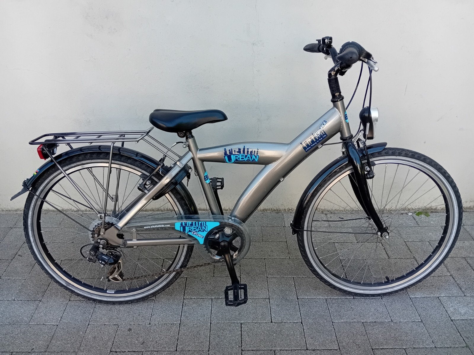 Jongensfiets BFK Urban 6speed 24inch NIEUWPRIJS 399€ 🚴, Fietsen en Brommers, Minder dan 45 cm, Ophalen, Zo goed als nieuw, Velgrem