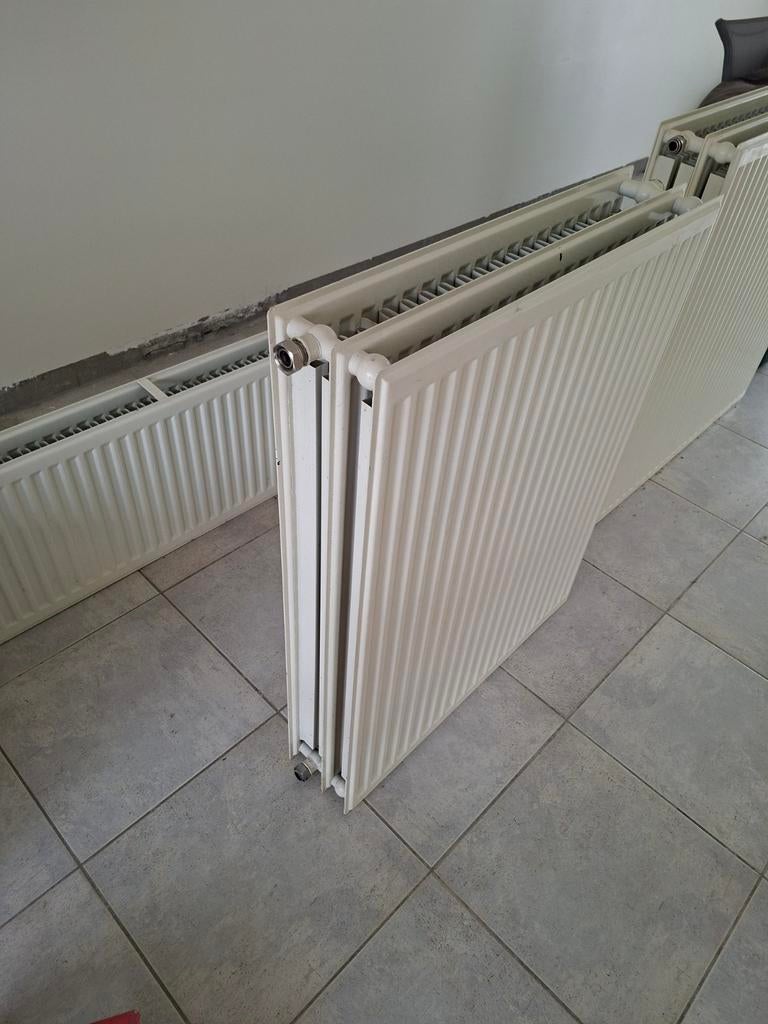 4 Radiators, Enlèvement