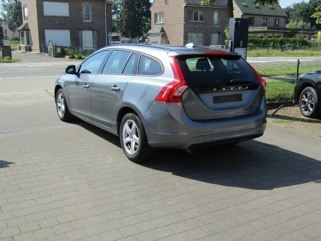 Volvo V60 2.0 D3 Automaat, Autos, Volvo, Argent ou Gris, Achat, Entreprise, 1968 cm³