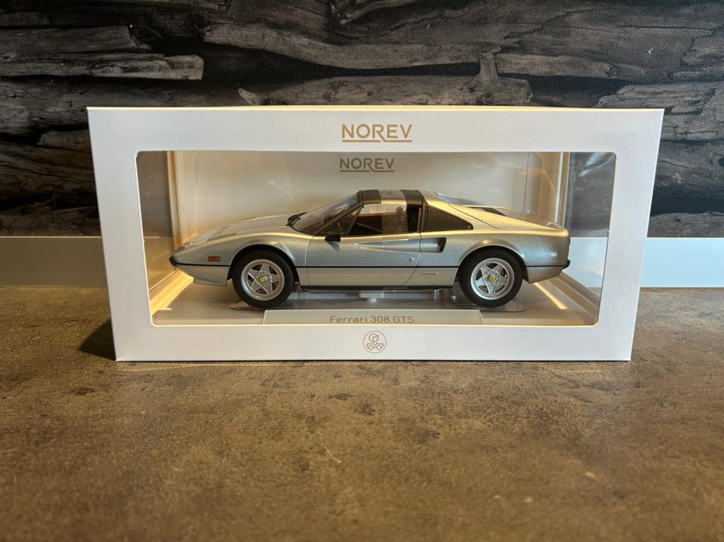 1:18 Norev Ferrari 308 GTS 1982 Zilver, Verzenden, Nieuw, Auto, Norev