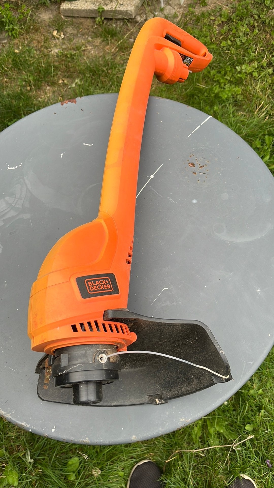 Débroussailleuse électrique Black & Decker, Enlèvement, Utilisé, Moins de 10 cm, Électrique