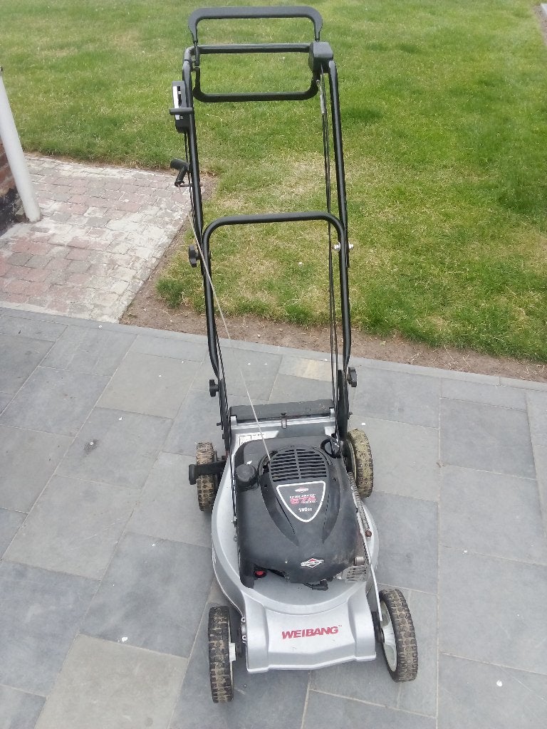 Weibang benzine grasmaaier – Mulching, Jardin & Terrasse, Tondeuses à gazon, Utilisé, Tondeuses à gazon à essence, 40 à 49 cm