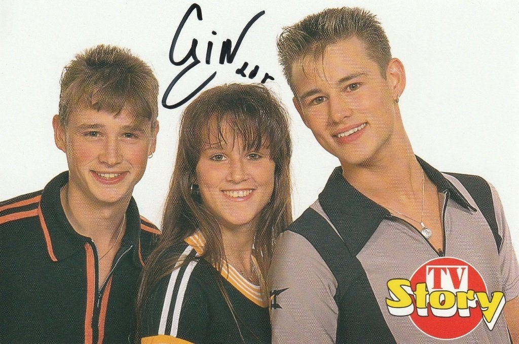 Gin - foto met 1 handtekening - 1995, Verzamelen, Ophalen of Verzenden, Zo goed als nieuw, Foto of Kaart, Gesigneerd