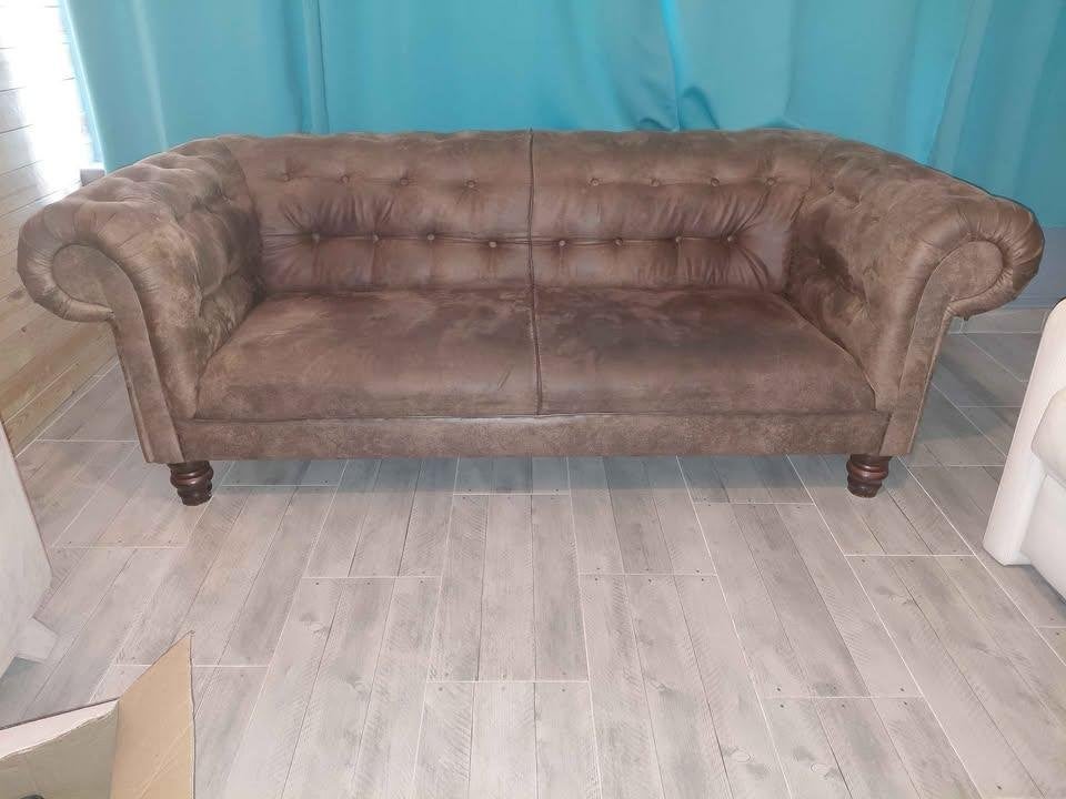 Chesterfield Ancatara, Enlèvement