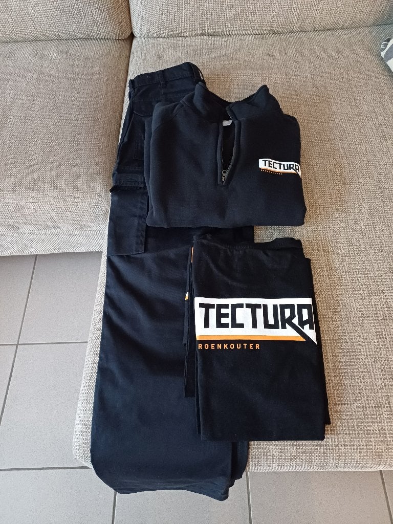 school kledij, Enlèvement, Comme neuf, Taille 46 (S) ou plus petite, Noir