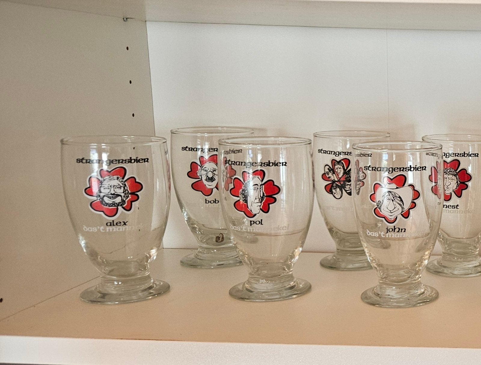 volledige set bierglazen de strangers, Verzamelen, Glas en Drinkglazen, Ophalen
