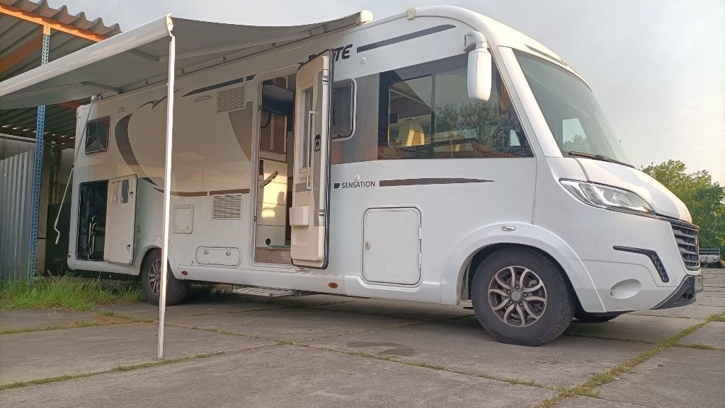 Pilote Sensation G781GJ met 56955km met slaapplaats voor 5p, Caravans en Kamperen, Mobilhomes, Integraal, Half-automaat, Fiat