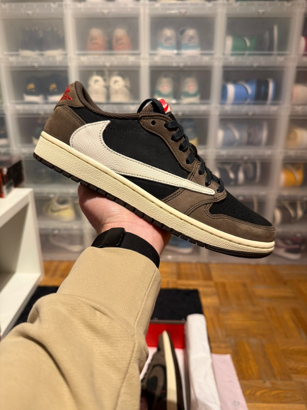 Nike  Air Jordan 1 Low x Travis Scott US9, Enlèvement ou Envoi, Baskets