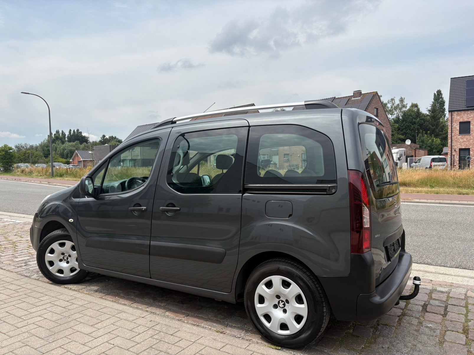 Peugeot Partner Tepee | 12M garantie | 98 Dkm| Benzine|2016|, Autos, Achat, Euro 6, Boîte manuelle, Entretenue par le concessionnaire
