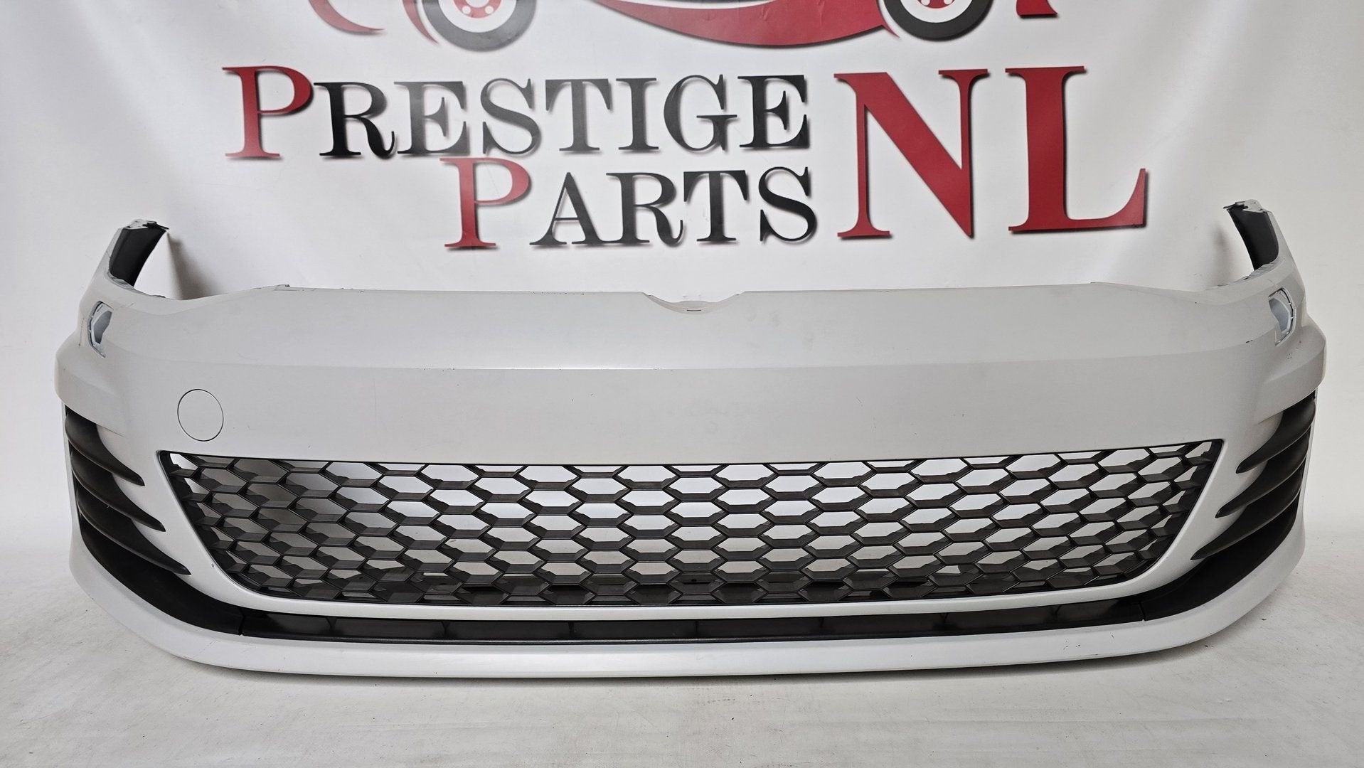 Voorbumper VW Golf 7 VII  KLS GTI GTD VOLKSWAGEN BUMPER, Gebruikt, -, Voor, Ophalen of Verzenden