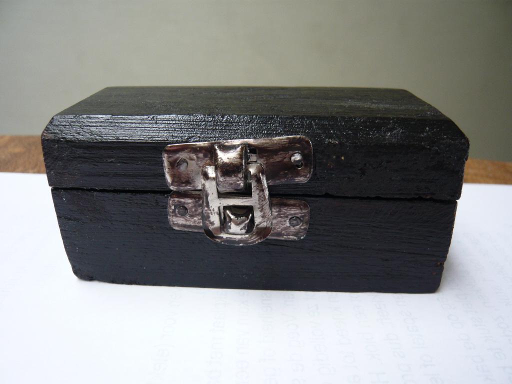 oud kistje met gewichtjes, Antiek en Kunst, Ophalen of Verzenden