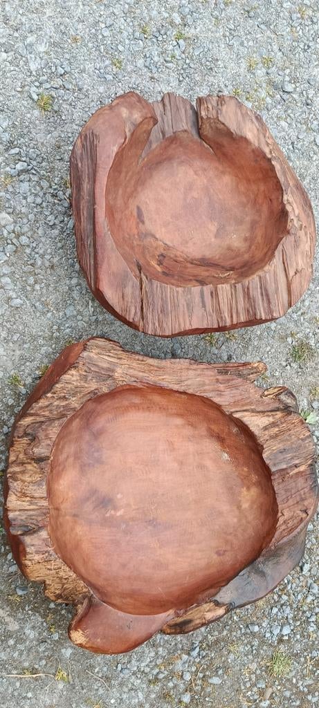 Volle houten schalen, Enlèvement