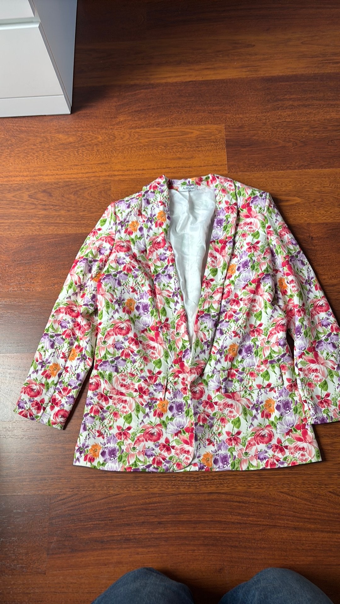 Fleurige blazer maat M - perfecte staat, Kleding | Dames, Jasjes, Kostuums en Pakken, Ophalen, Zo goed als nieuw, Maat 38/40 (M)