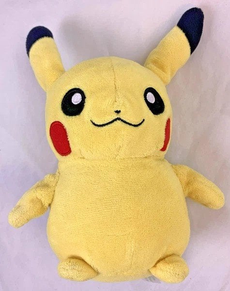 Pokémon Center Pikachu knuffel pluche geel 2014 Pokemon 20cm, Overige typen, Zo goed als nieuw, Klein (minder dan 20 cm), Verzenden
