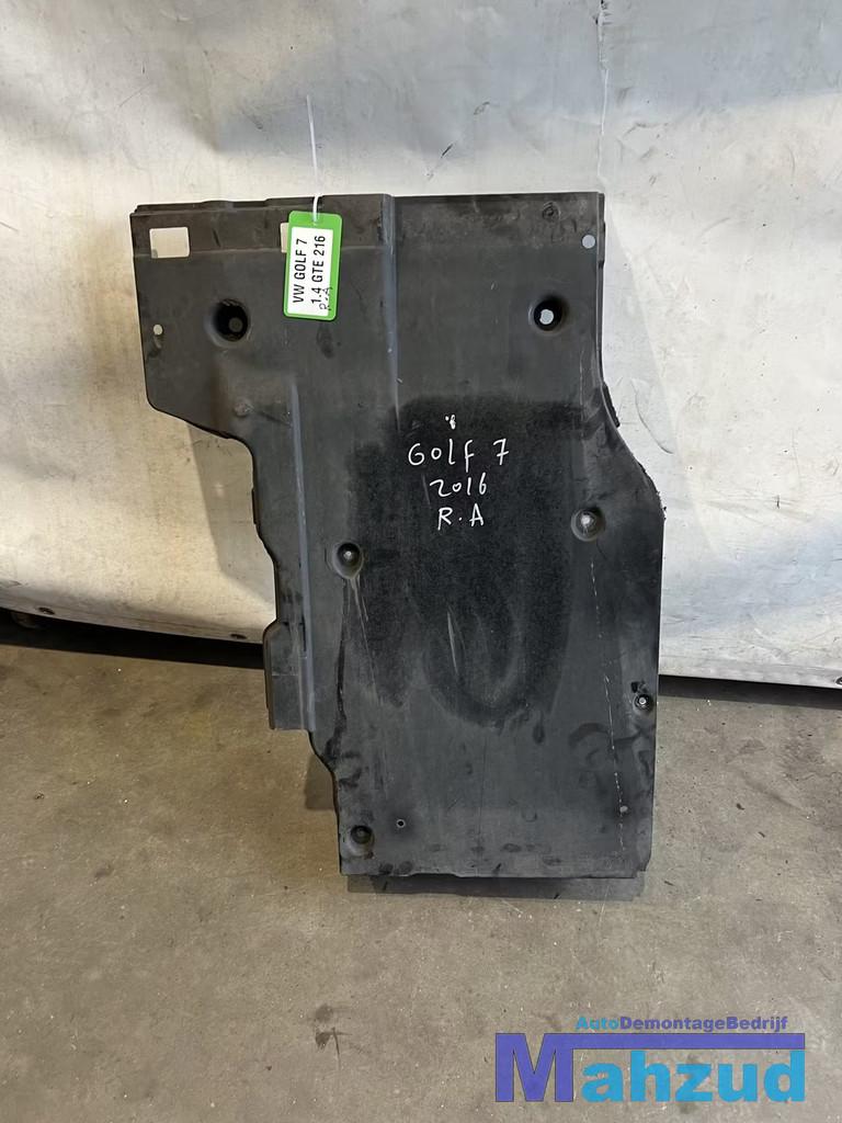 VW GOLF 7 GTE Rechts achter bodemplaat 2012-2021, Auto-onderdelen, Gebruikt, Volkswagen, Volkswagen AG, Achter