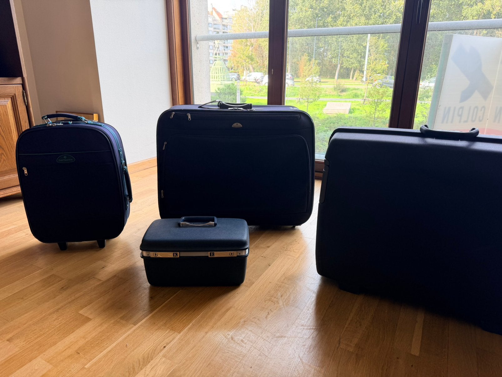 Ensemble de voyage 3 pièces Samsonite, Enlèvement, Comme neuf, Plastique dur, Roulettes