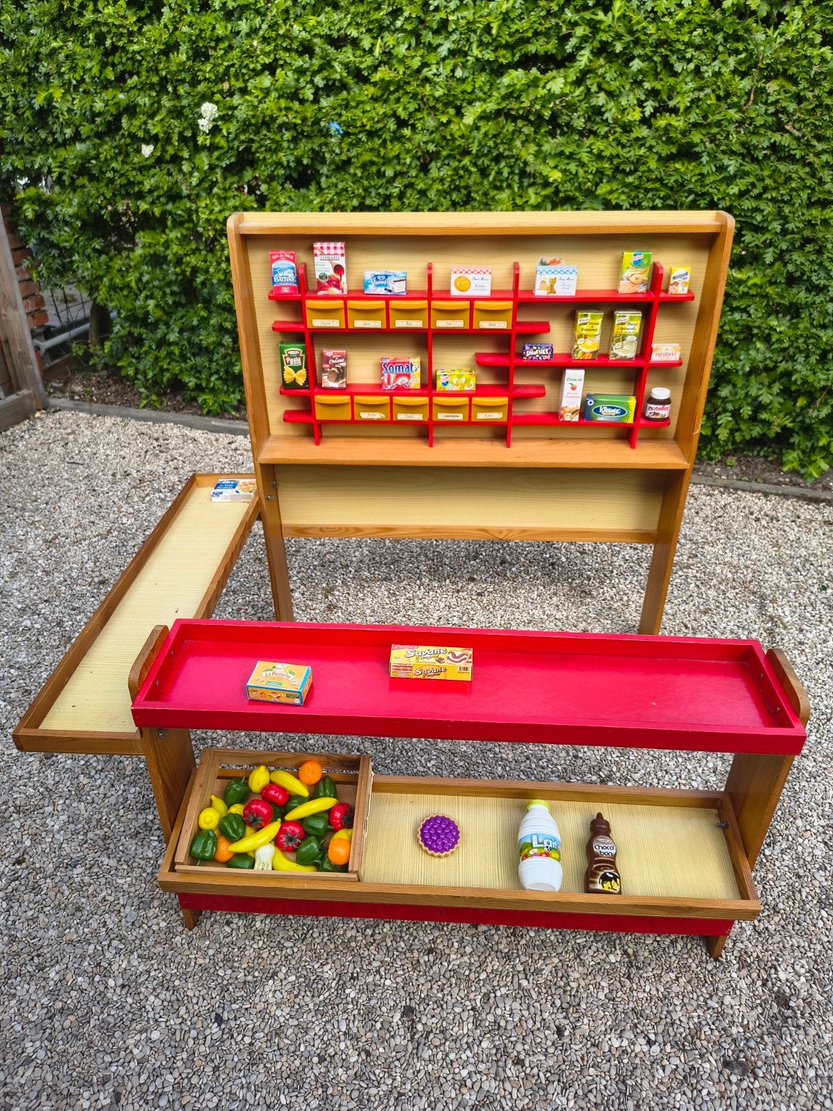 boutique vintage avec accessoires des années 70, Enfants & Bébés, Jouets | Jouets en bois, Enlèvement, Utilisé, Meuble ou Kitchenette