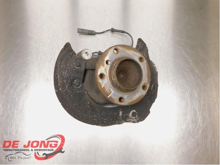 Joint avant gauche d'un BMW 3-Serie, -, 3 mois de garantie, Utilisé, -