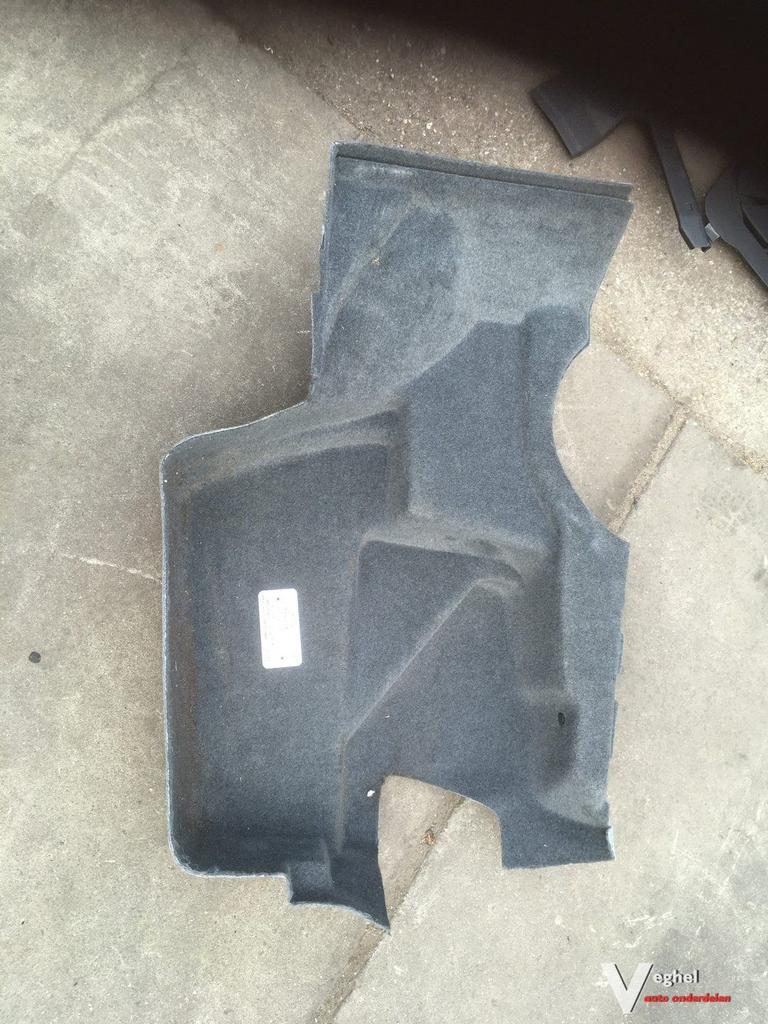 Mercedes w124 coupe kofferbak bekleding rechtsachter 1995, -, -, Enlèvement, Utilisé