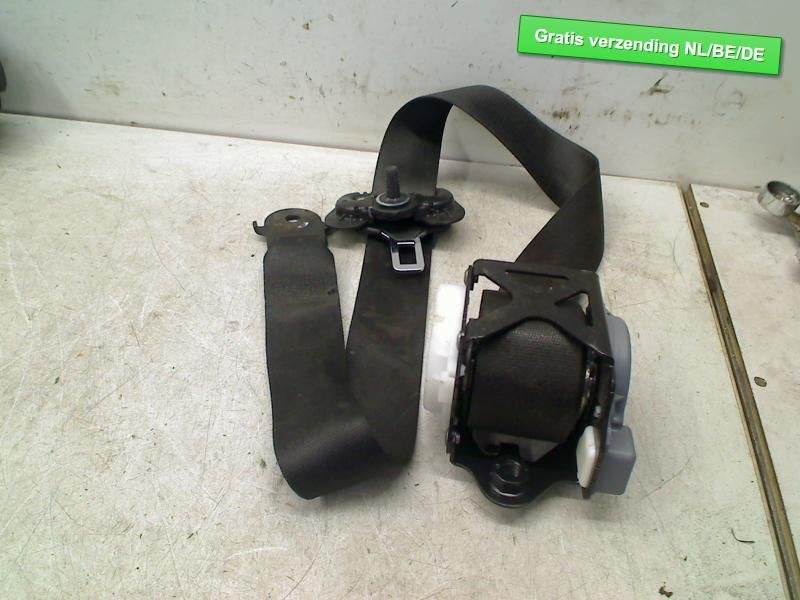CEINTURE DE SECURITE TENSIONNEUR AVANT GAUCHE BMW (7499001), Utilisé, BMW, Petuelring 130
80809  München, DE, Bayerische Motoren Werke AG