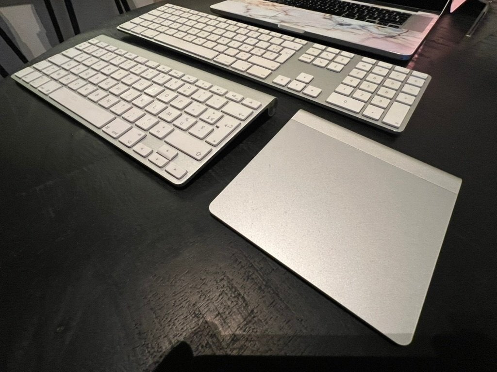 Apple Wireless Keyboard (A1314), Belgisch AZERTY, Ophalen, Gebruikt, Gaming toetsenbord, Azerty