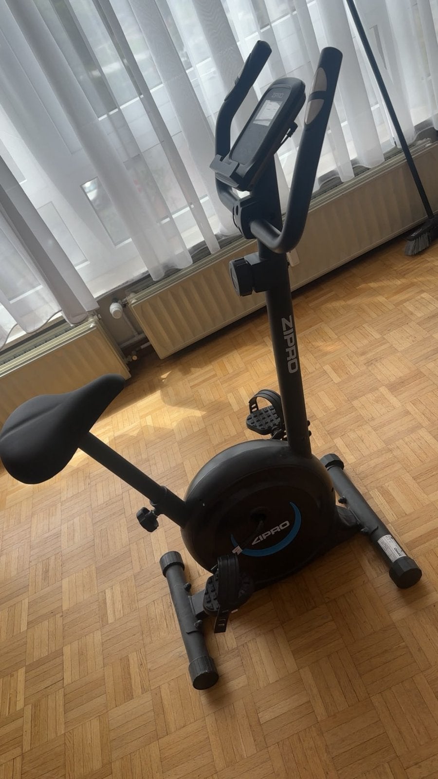 Velo d appartement, Enlèvement, Comme neuf