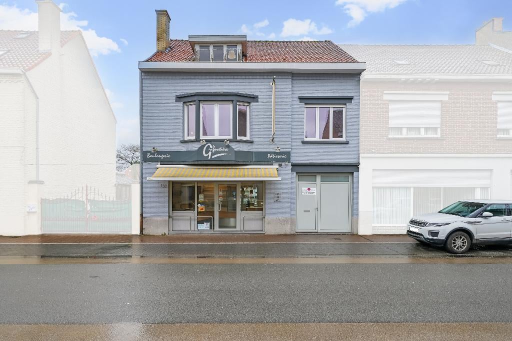 Superbe ensemble immobilier avec commerce et habitation, Habitation avec espace professionnel, 68955 kWh/an, COMINES, 480 kWh/m²/an