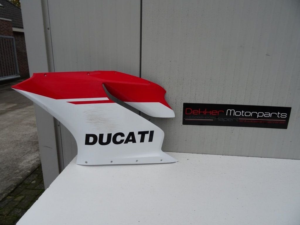 Linker zijpaneel Ducati Panigale 899 / 1199 2012-2013-2014, Motos, -, Utilisé, -, -