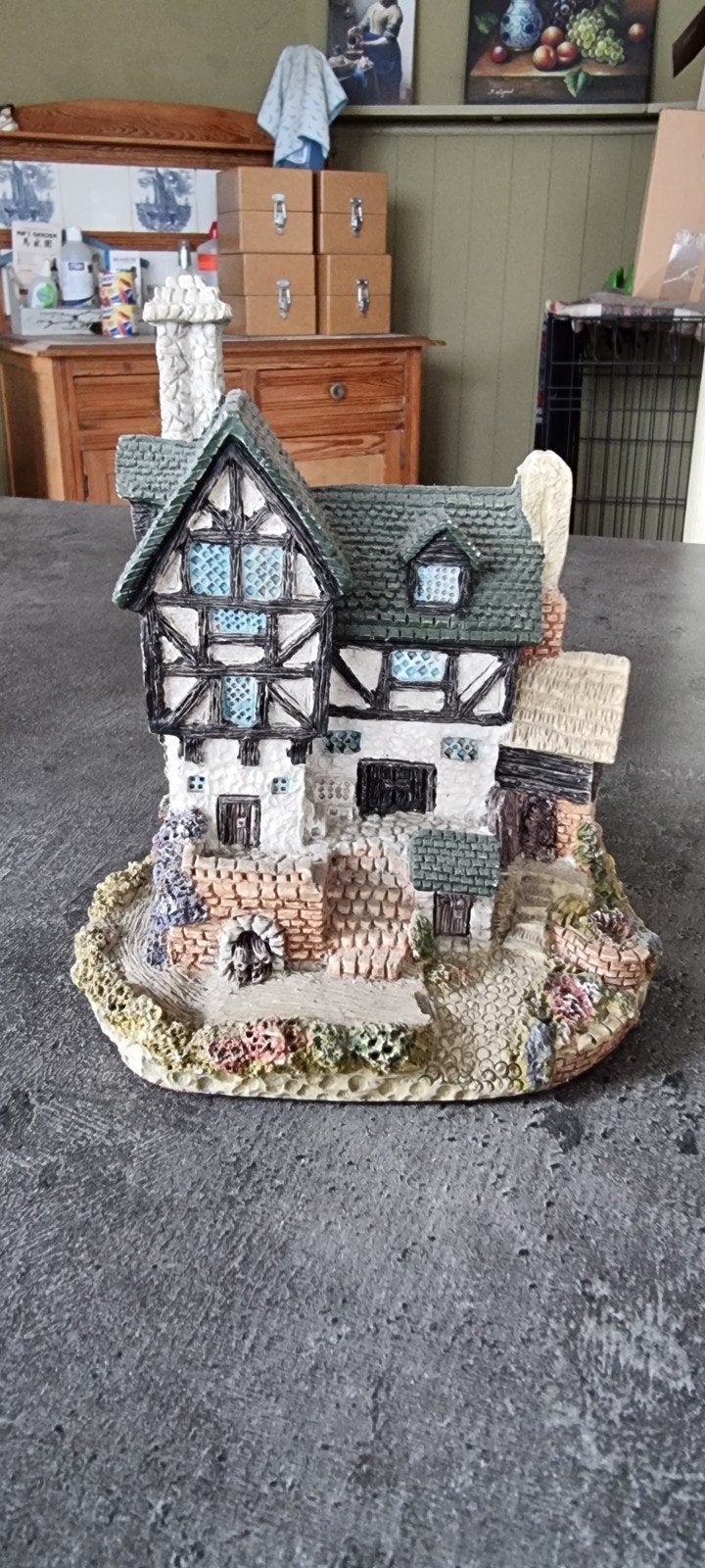 Miniatuur huisje, Ophalen, Zo goed als nieuw