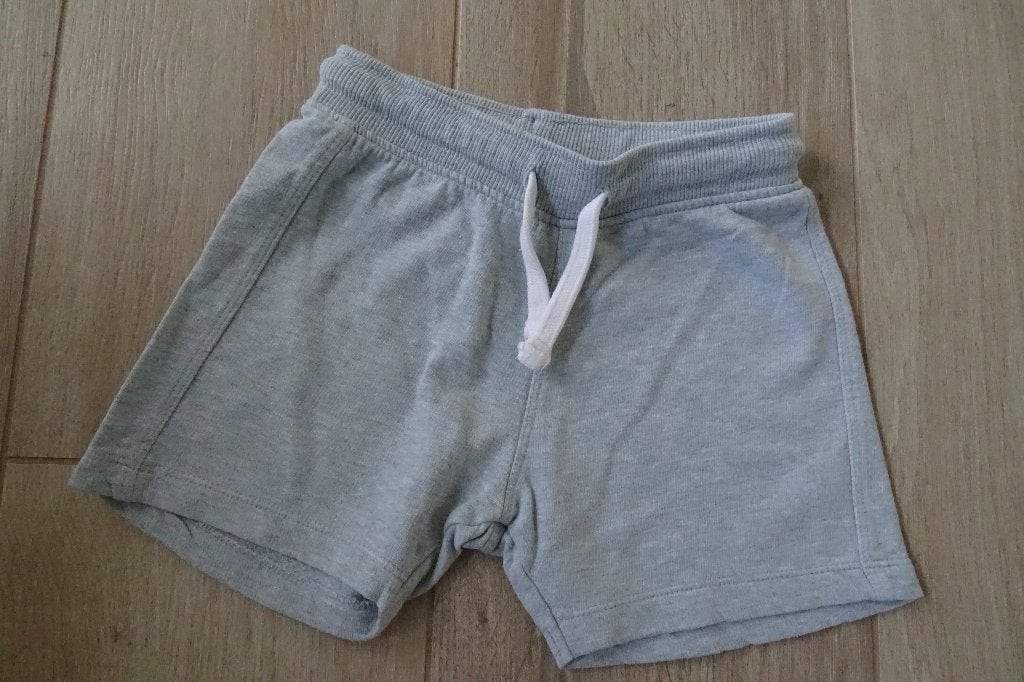 Muntgroene short / broekje Hema maat 92, Kinderen en Baby's, Kinderkleding | Maat 92, Broek, Gebruikt, Ophalen of Verzenden, Hema