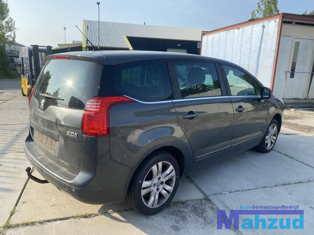 PEUGEOT 5008 Trekhaak 2009-2017, Auto-onderdelen, Taurusavenue 1
2132 LS  Hoofddorp, NL, Gebruikt, Contact.group@renault.com, Stellantis N.V.
