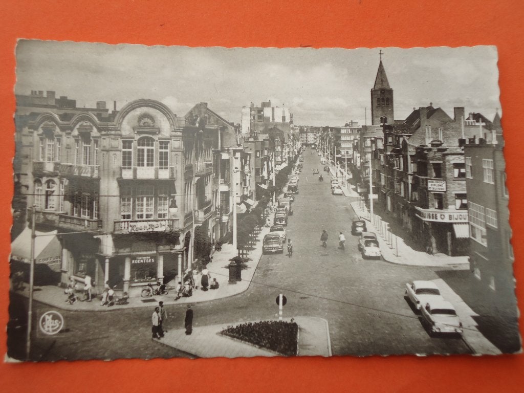 Knokke - Heist Dumortierlaan, Verzamelen, Postkaarten | België, Ophalen of Verzenden, 1940 tot 1960, Ongelopen, West-Vlaanderen