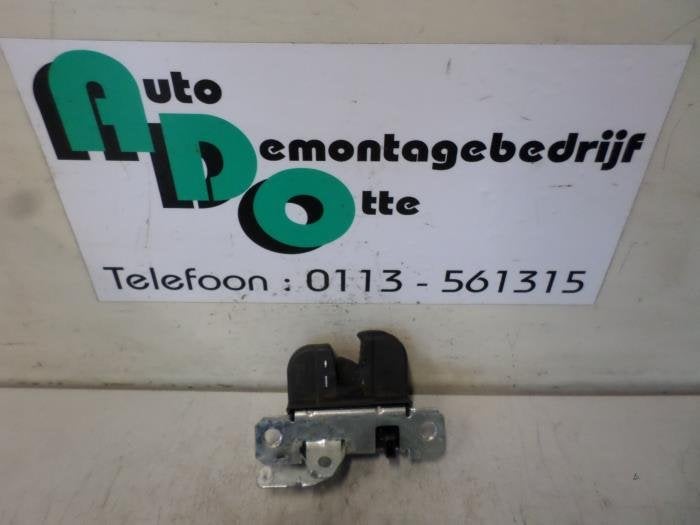 Slotvanger Achterklep van een Seat Ibiza (Ibiza 02-), Gebruikt, -, -, Ophalen of Verzenden