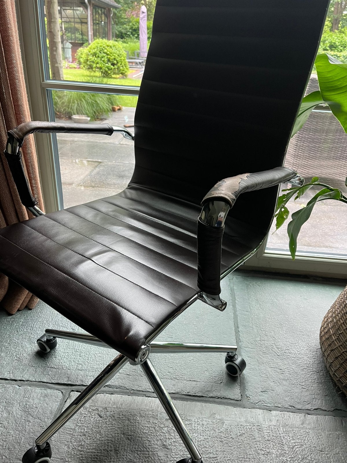 Gratis Bruine leren bureaustoel, Enlèvement, Utilisé, Brun, Chaise de bureau