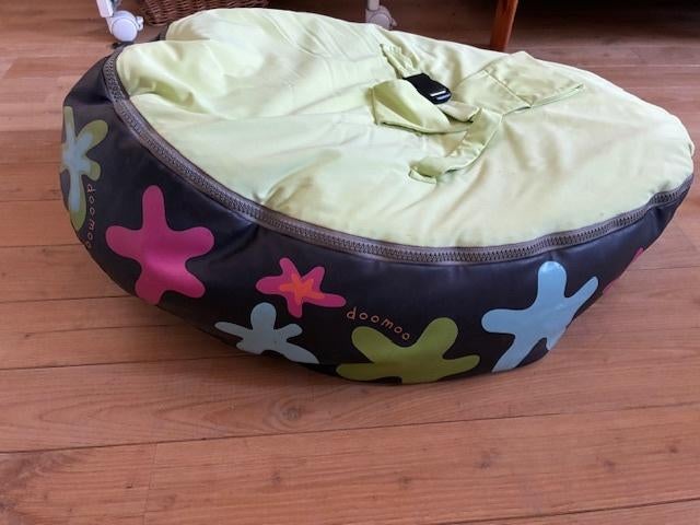 Doomoo Seat Zitzak – baby & peuter – zeer comfortabel, Verstelbaar, Wipstoel, Zo goed als nieuw, Ophalen