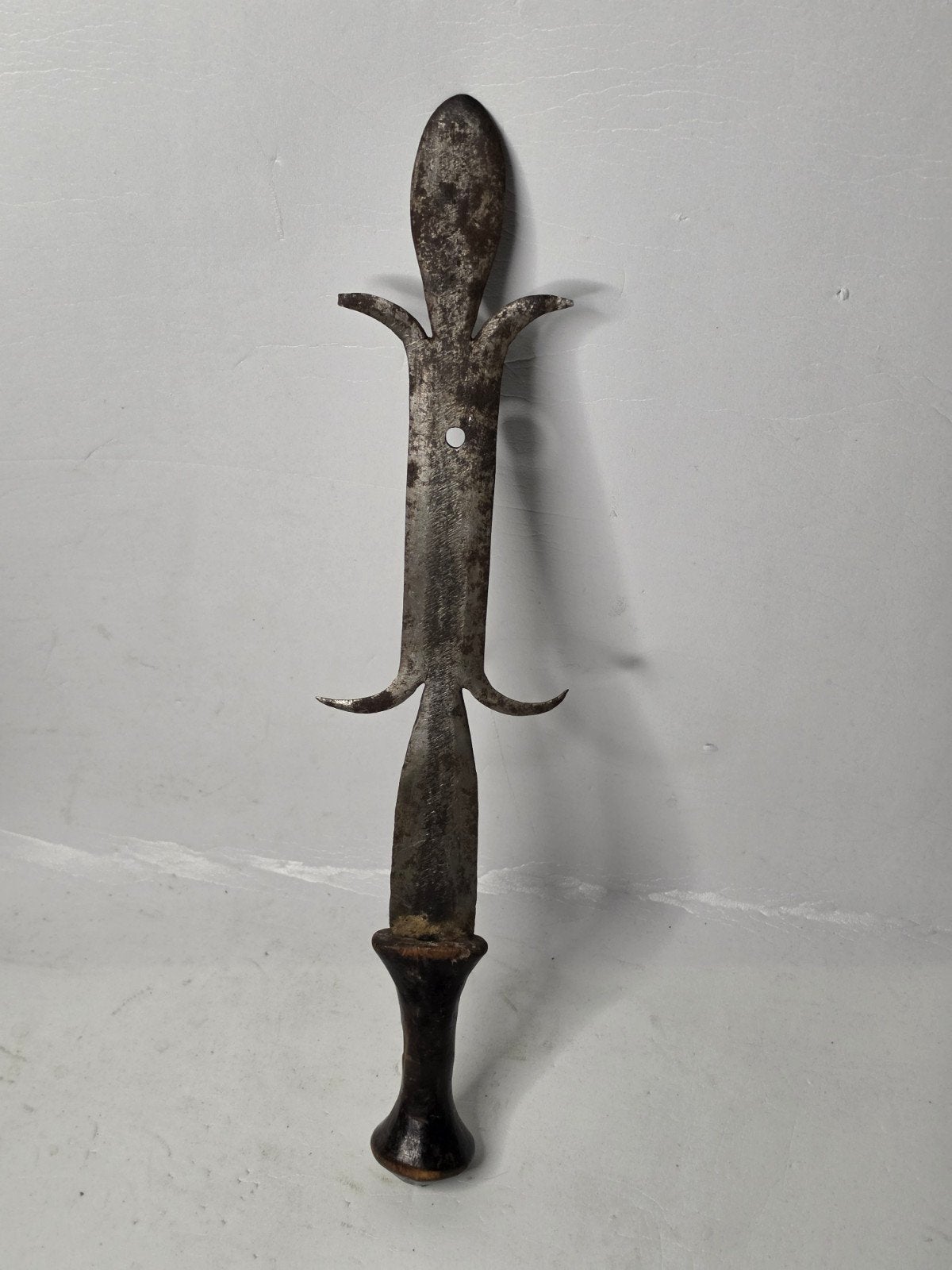45cm unique tribal artifact - Stunning congo sword, Antiek en Kunst, Kunst | Niet-Westerse kunst, Ophalen, Wapen