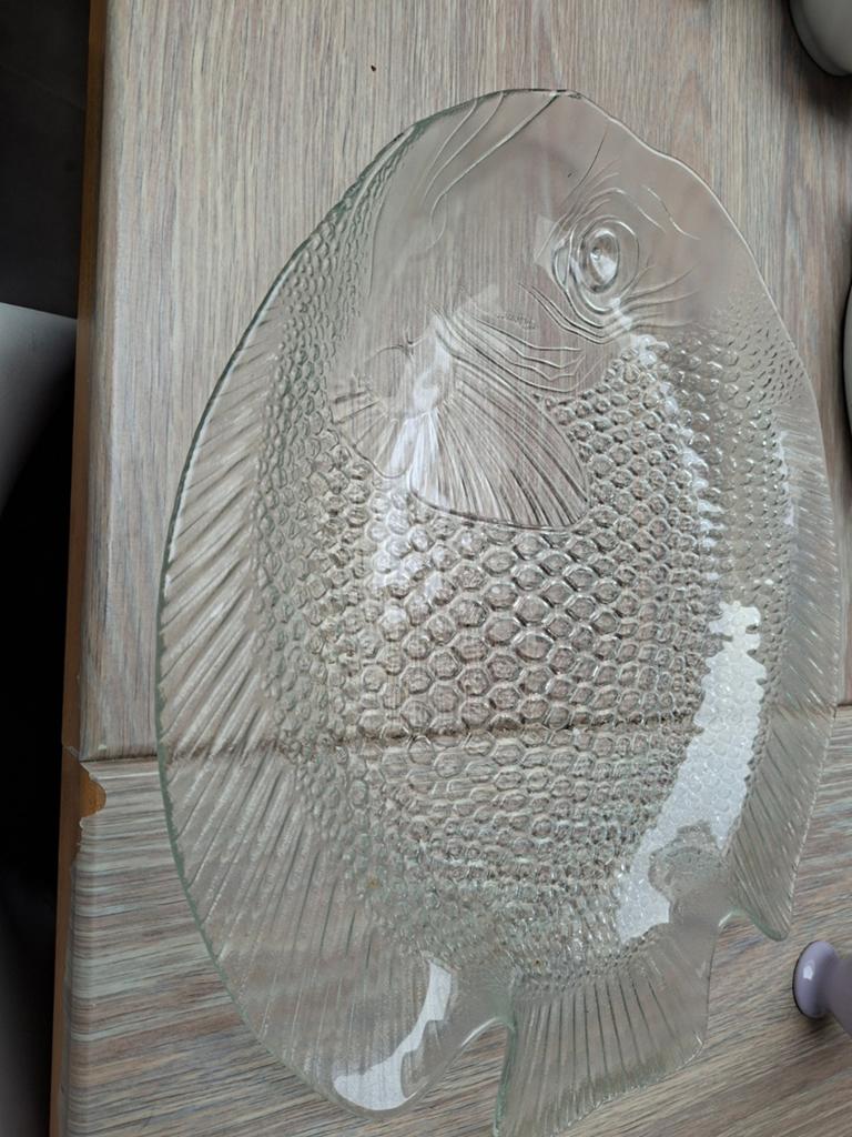 Plateau en verre, Verre
