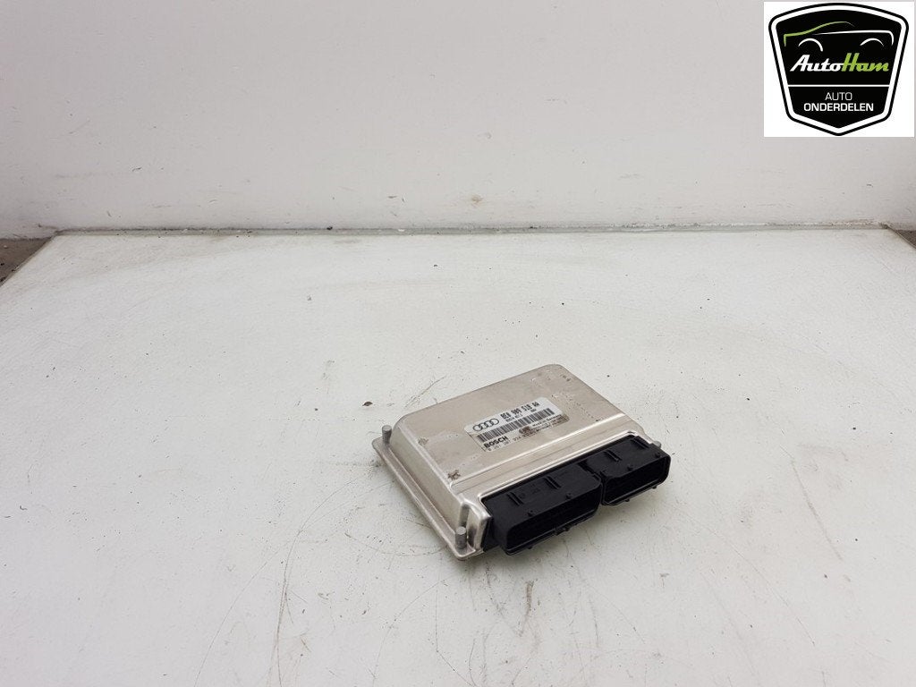 CALCULATEUR MOTEUR ECU Audi A4 Cabriolet (B6), Robert Bosch AG, Audi, Utilisé, Robert-Bosch-Allee 1
74232  Abstatt, DE