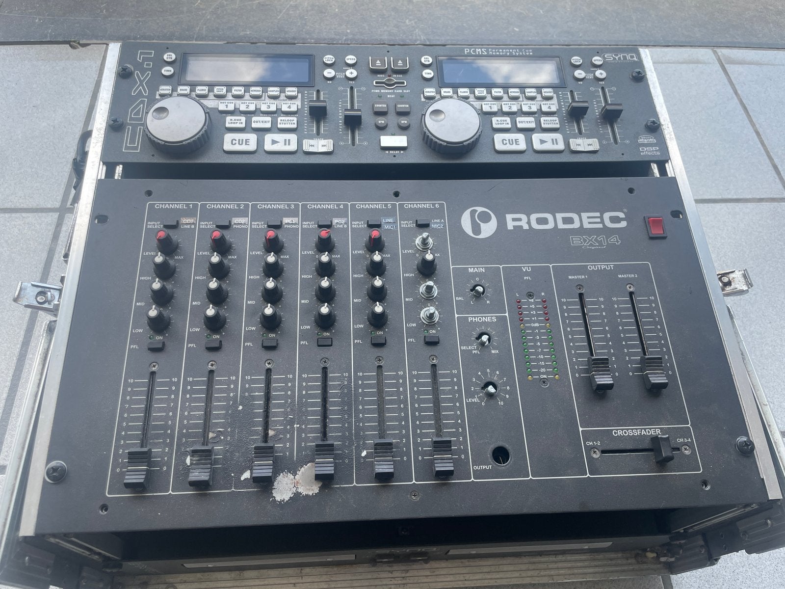 RODEC BX14 original (met defect), Synq CDx.1 in flightcase, Muziek en Instrumenten, Ophalen, Gebruikt, 5 tot 10 kanalen, Microfooningang