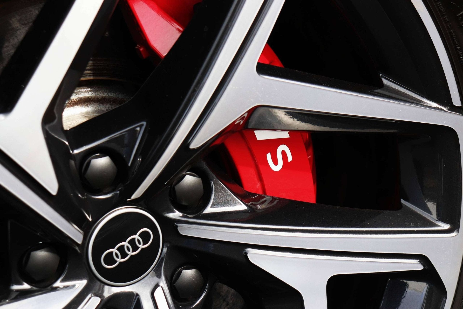 Audi SQ6 e-tron Edition One Blue - Pano/360/B&O/S-Seat/Oled/, Autos, 2965 kg, Achat, Entreprise, Entretenue par le concessionnaire