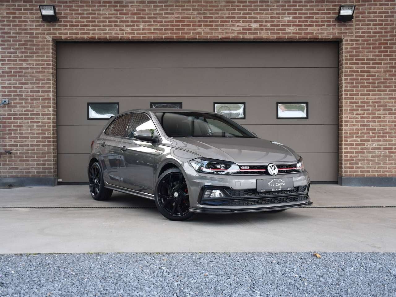 Volkswagen Polo GTI 2.0 TSI DSG / CARPLAY / GPS / LED / VER, Auto's, Zwart, 4 cilinders, 1984 cc, 0 kg