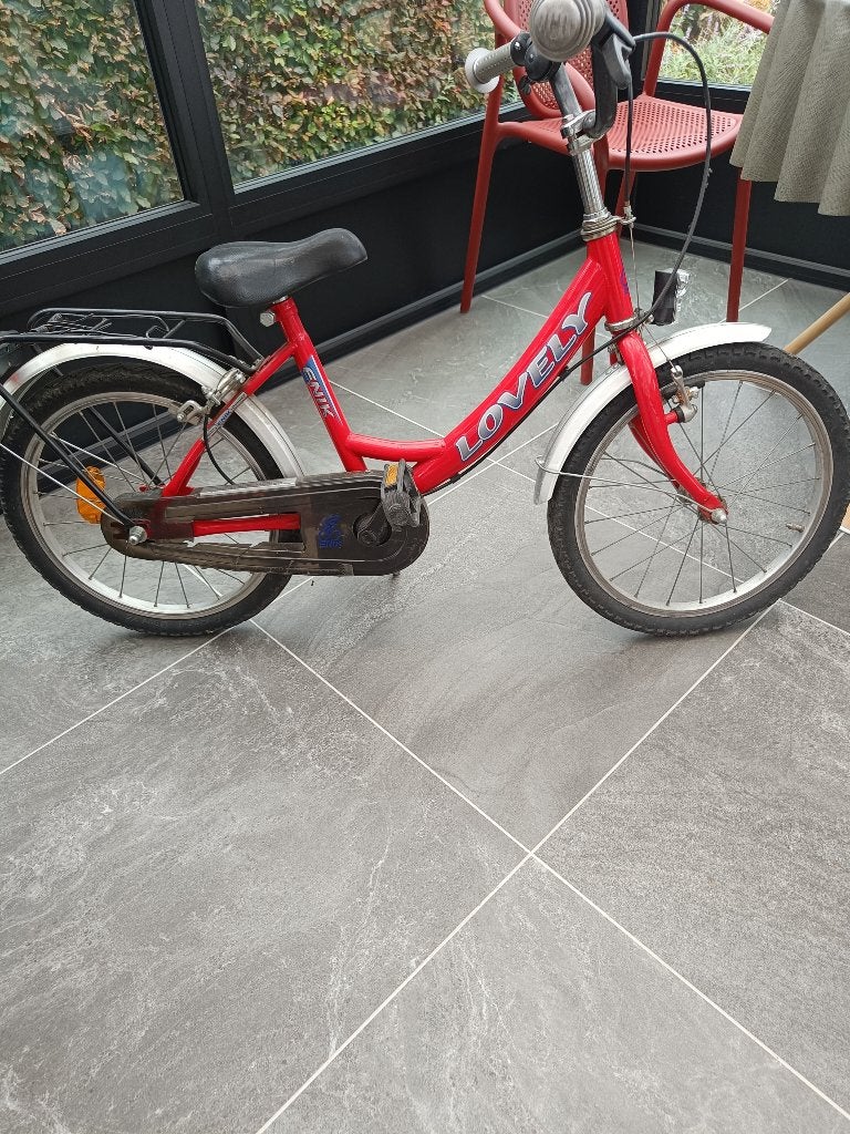 Kinderfiets. Breedte ( band -band )118 cm. Hoogte stuur:63cm, Ophalen, Gebruikt