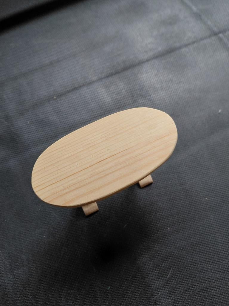 Kleine ovalen tafel, Kinderen en Baby's, Ophalen, Nieuw, Meubelstuk of Keukentje